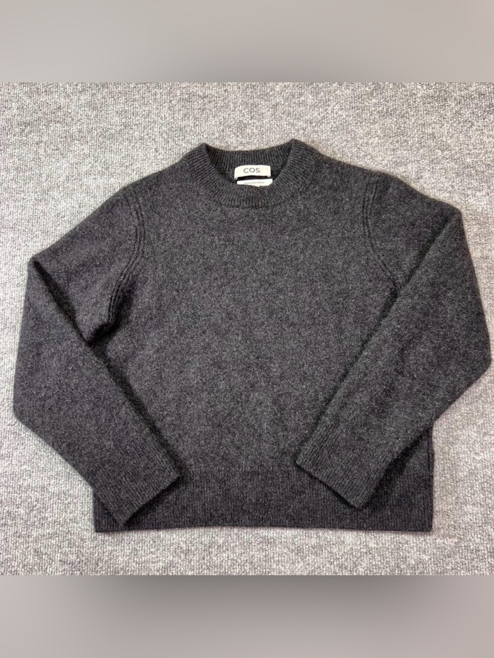 COS 100% Cashmere Women's Sweater Size Medium Gray Crewneck Pullover Long Sleeve